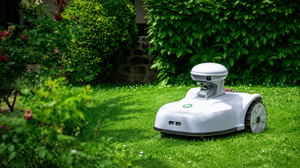 RaaS cleaning robot
